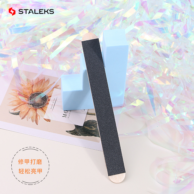 Staleks-使い捨てマニキュアストリップ,木製ネイルバー - Nail File Titanium のレビューと価格